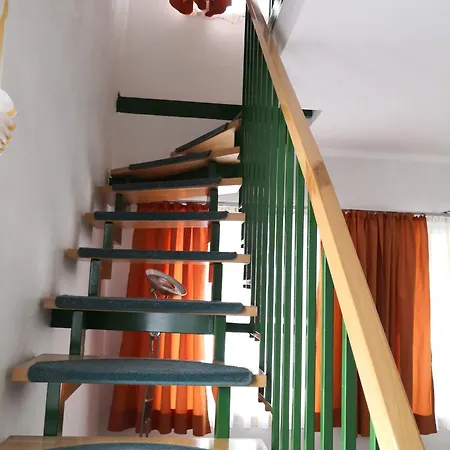 Gaestehaus Und Lamm Garni 4* Блаубойрен