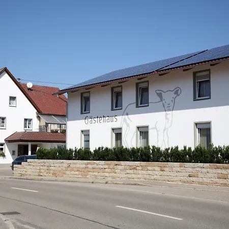 Gaestehaus Und Lamm Garni Отель Блаубойрен