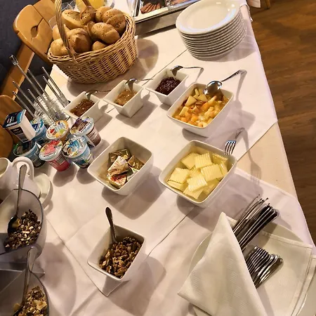 Gaestehaus Und Lamm Garni 4*