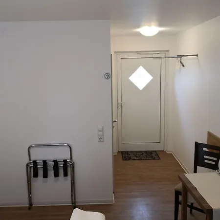 מלון Gaestehaus Und Lamm Garni בלאובורן