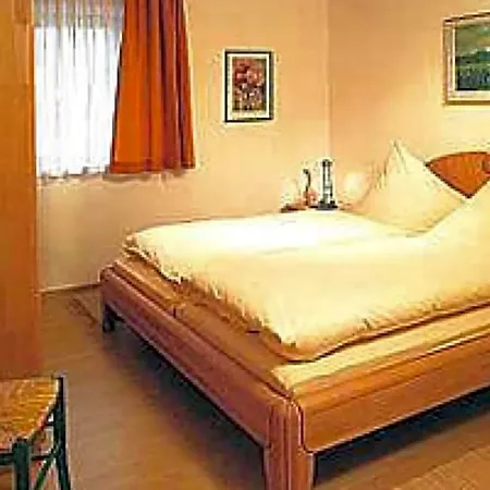 Отель Gaestehaus Und Lamm Garni Блаубойрен