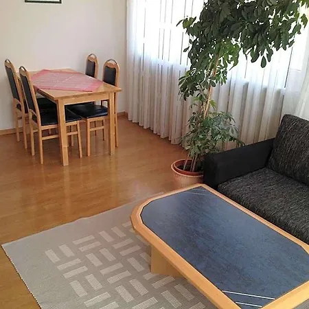 Отель Gaestehaus Und Lamm Garni