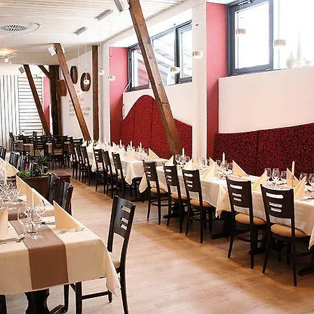 Gaestehaus Und Lamm Garni Отель