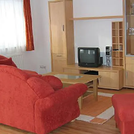 Gaestehaus Und Lamm Garni Отель 4*