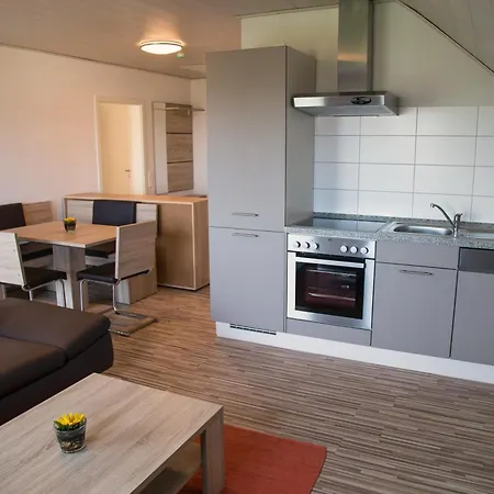 Gaestehaus Und Lamm Garni 4*