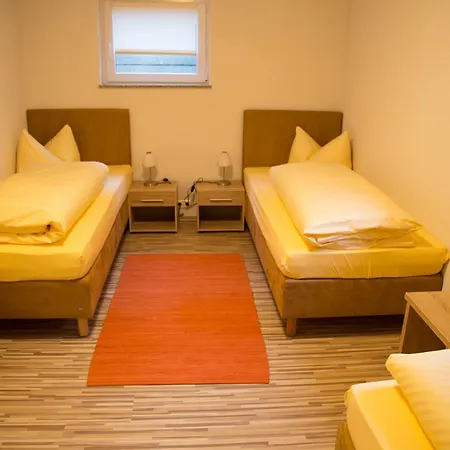 Gaestehaus Und Lamm Garni Hotel Blaubeuren